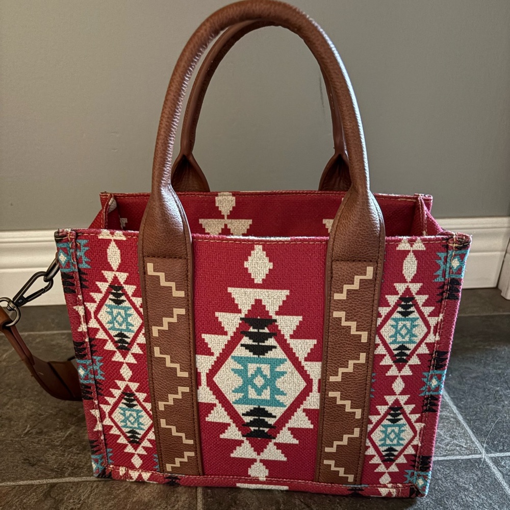 Wrangler Red and Brown Patterned Tote Bag